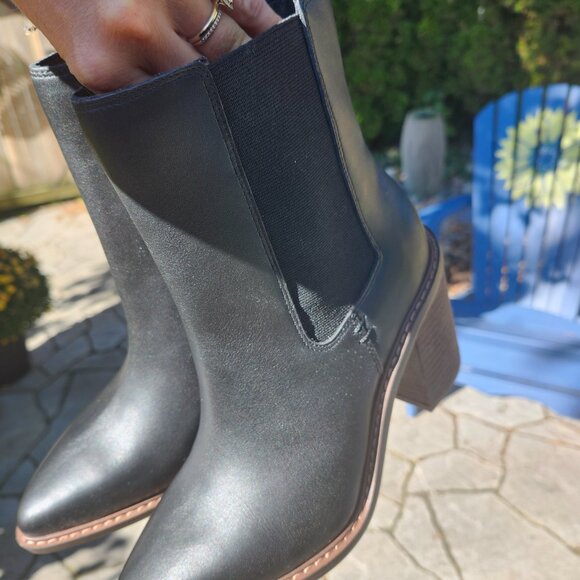 Crown Vintage Boots - Picture 3 of 5